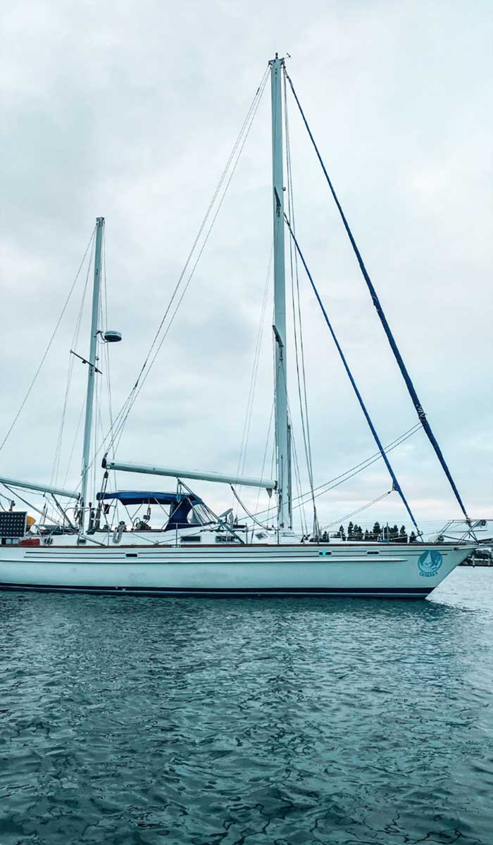 Sailing-Catalpa-Pearson-530-Sailboat-Side